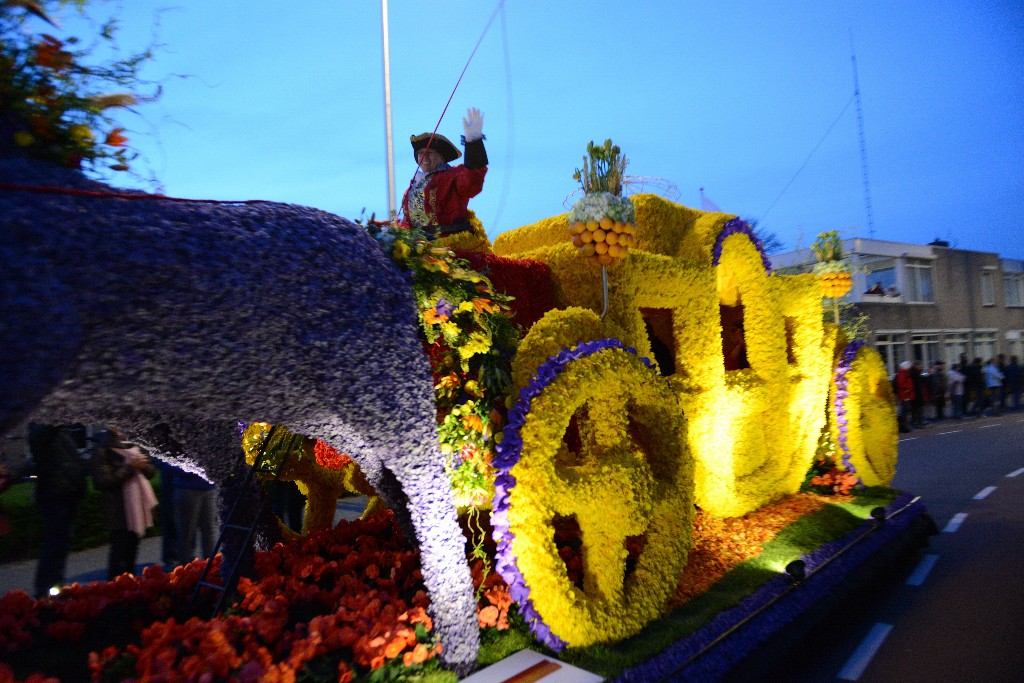 ../Images/Bloemencorso 2015 118.jpg